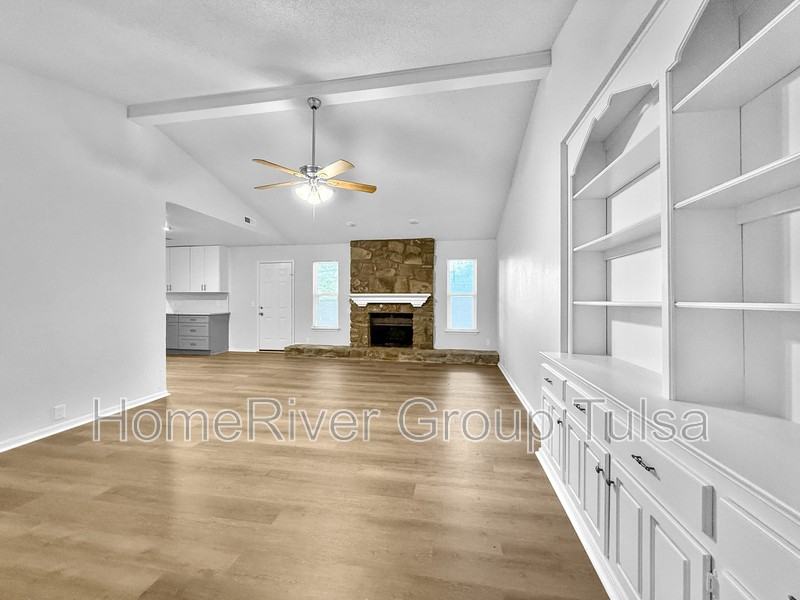 1097 E 137th Pl - Photo 3 of 23