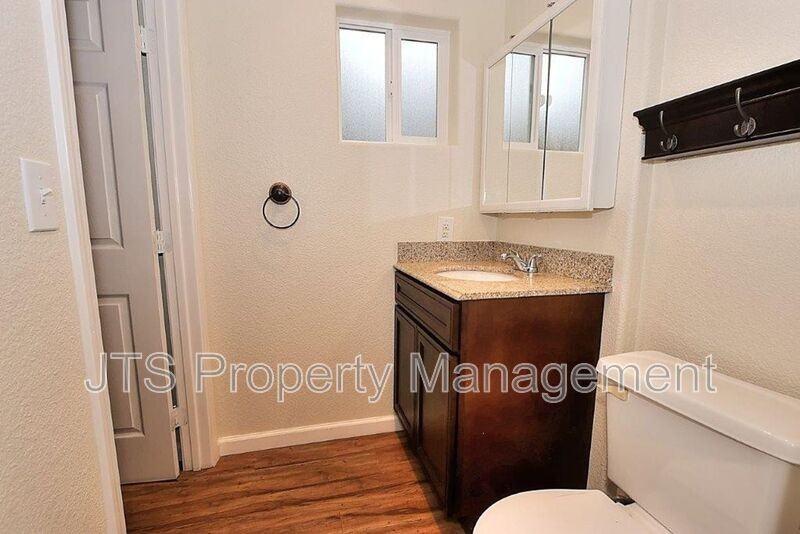 4222 Crestline Ave - Photo 7 of 44