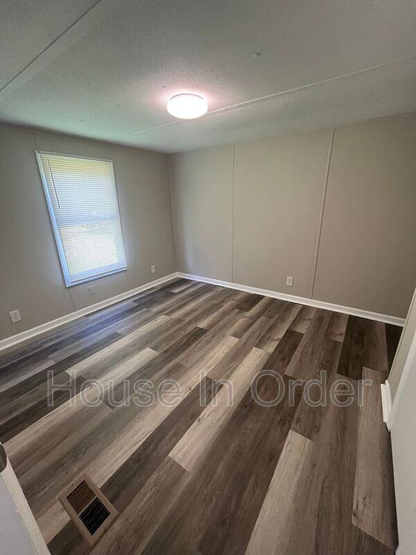 9 Tre Lane - Photo 5 of 8