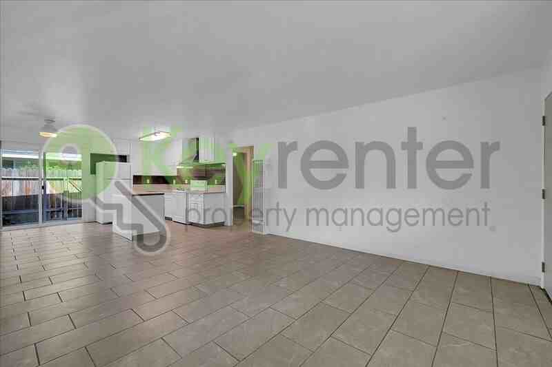 6201 Paris St #4 - Photo 6 of 23