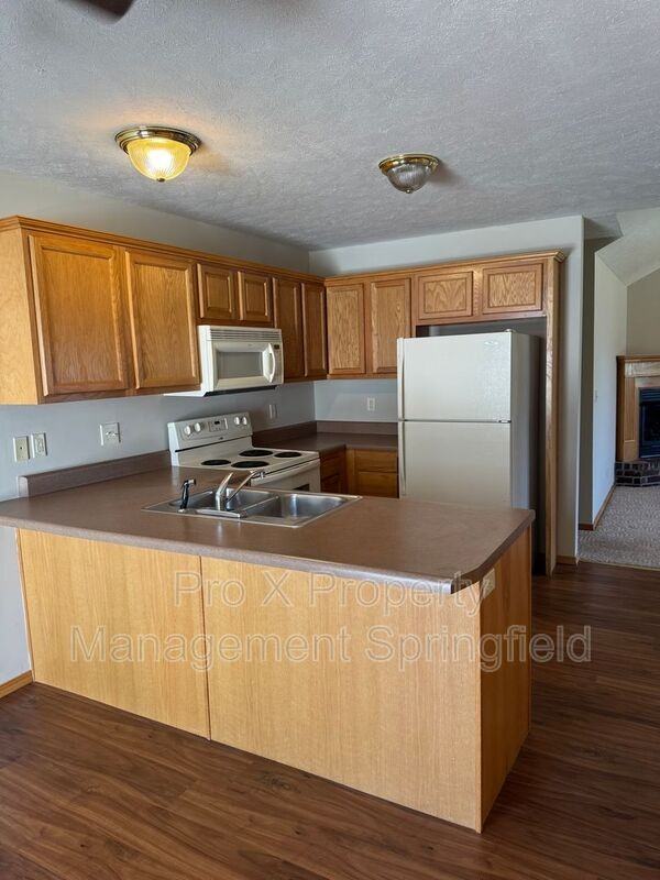 3807 W Montclair St - Photo 7 of 23