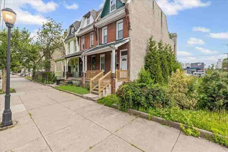 602 State St - Photo 3 of 50