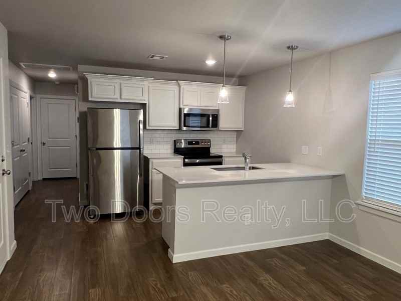 11313 Northstar Ln - Photo 2 of 10