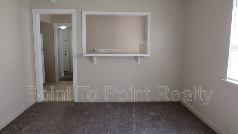 3343 Post St #1 - Photo 5 of 18