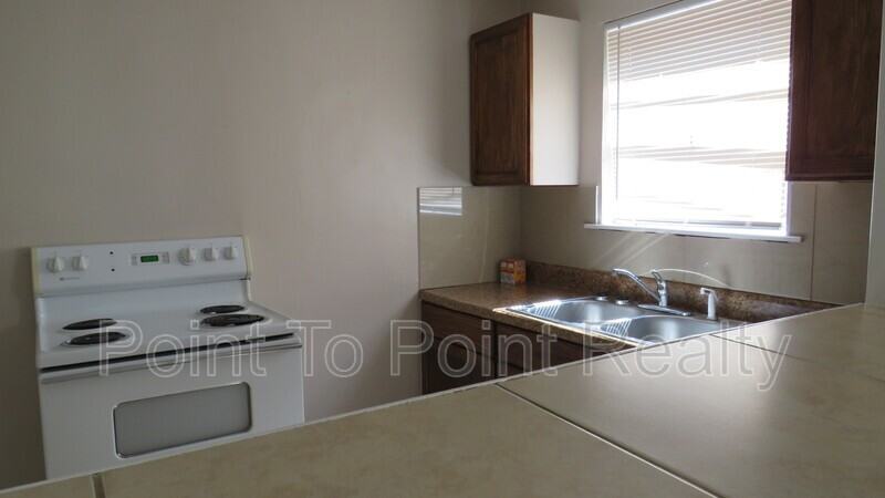 3343 Post St #1 - Photo 7 of 18