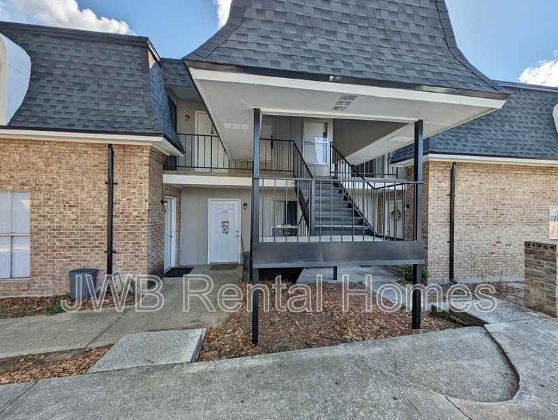 7201 Arlington Expressway #117