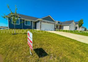 featured image of 37 Nw Pike Cir