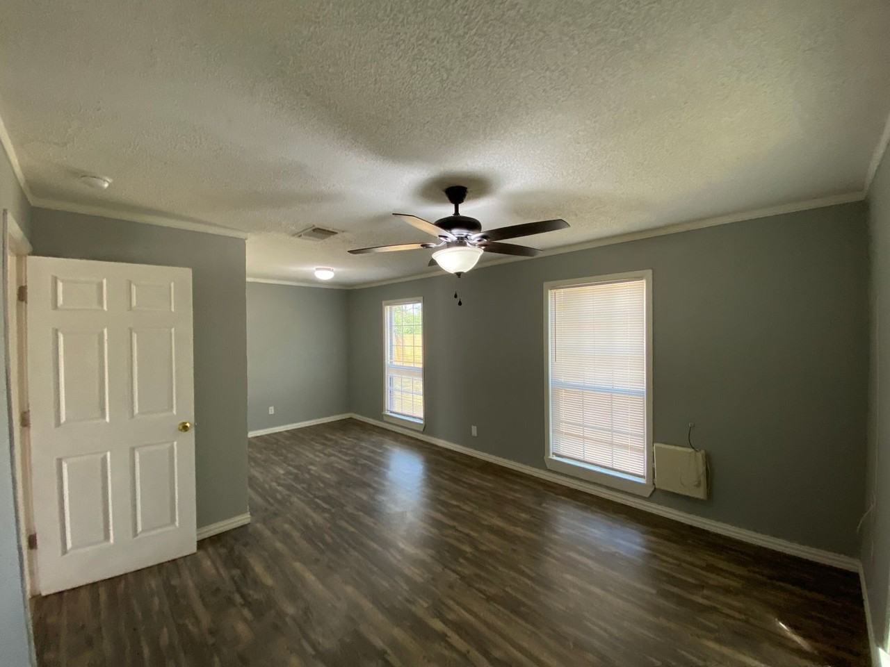 2008 Walnut St - Photo 6 of 12