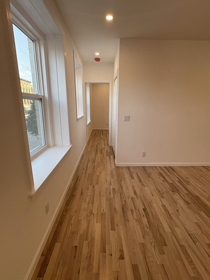 268-278 Main Street - Photo 4 of 12