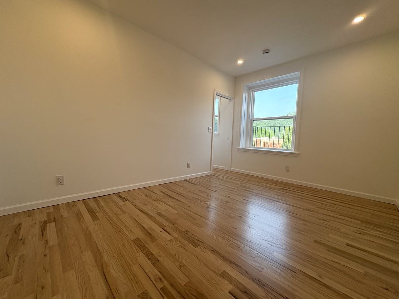 268-278 Main Street - Photo 6 of 12