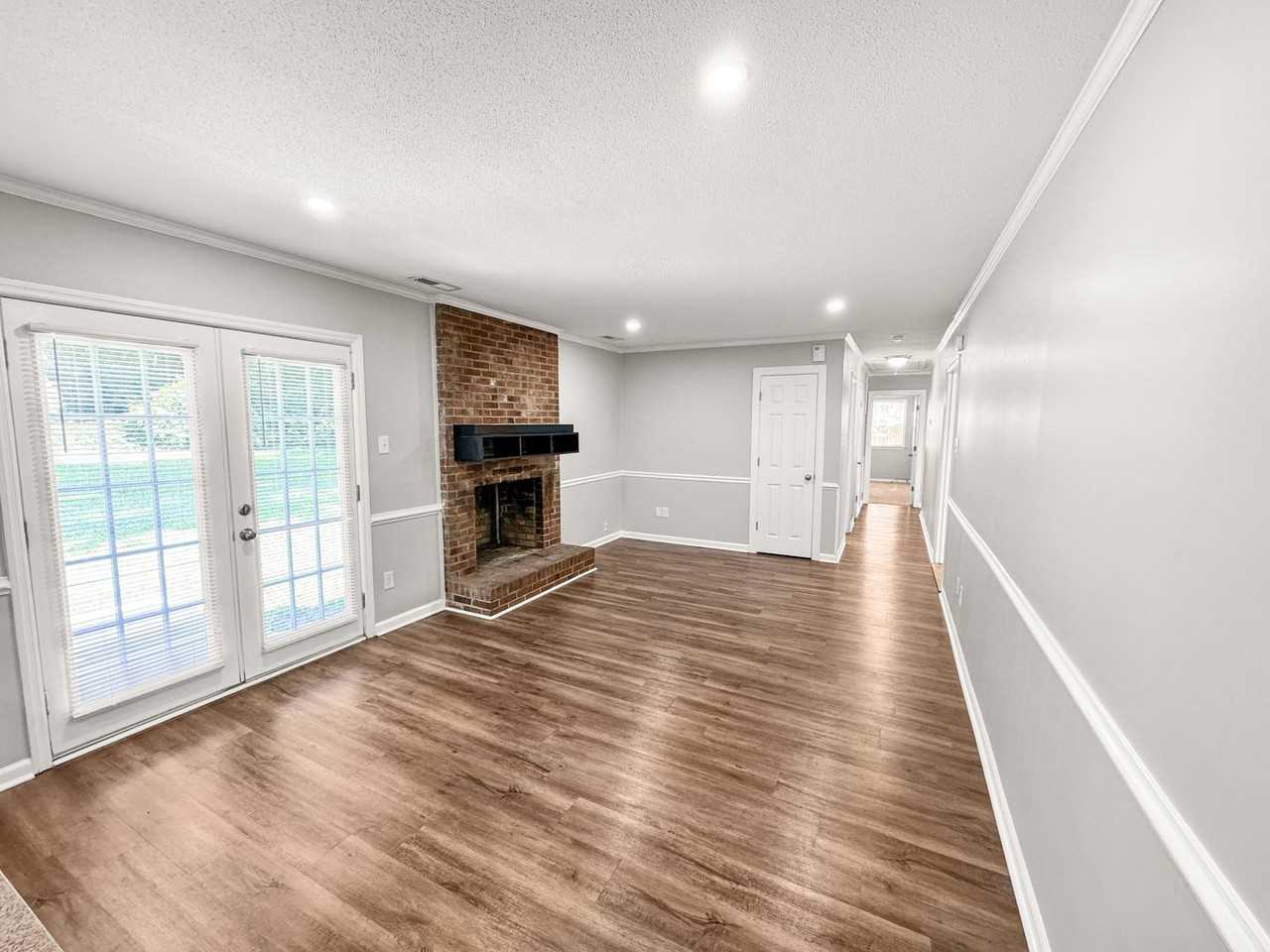 3001 Jason Dr - Photo 2 of 30