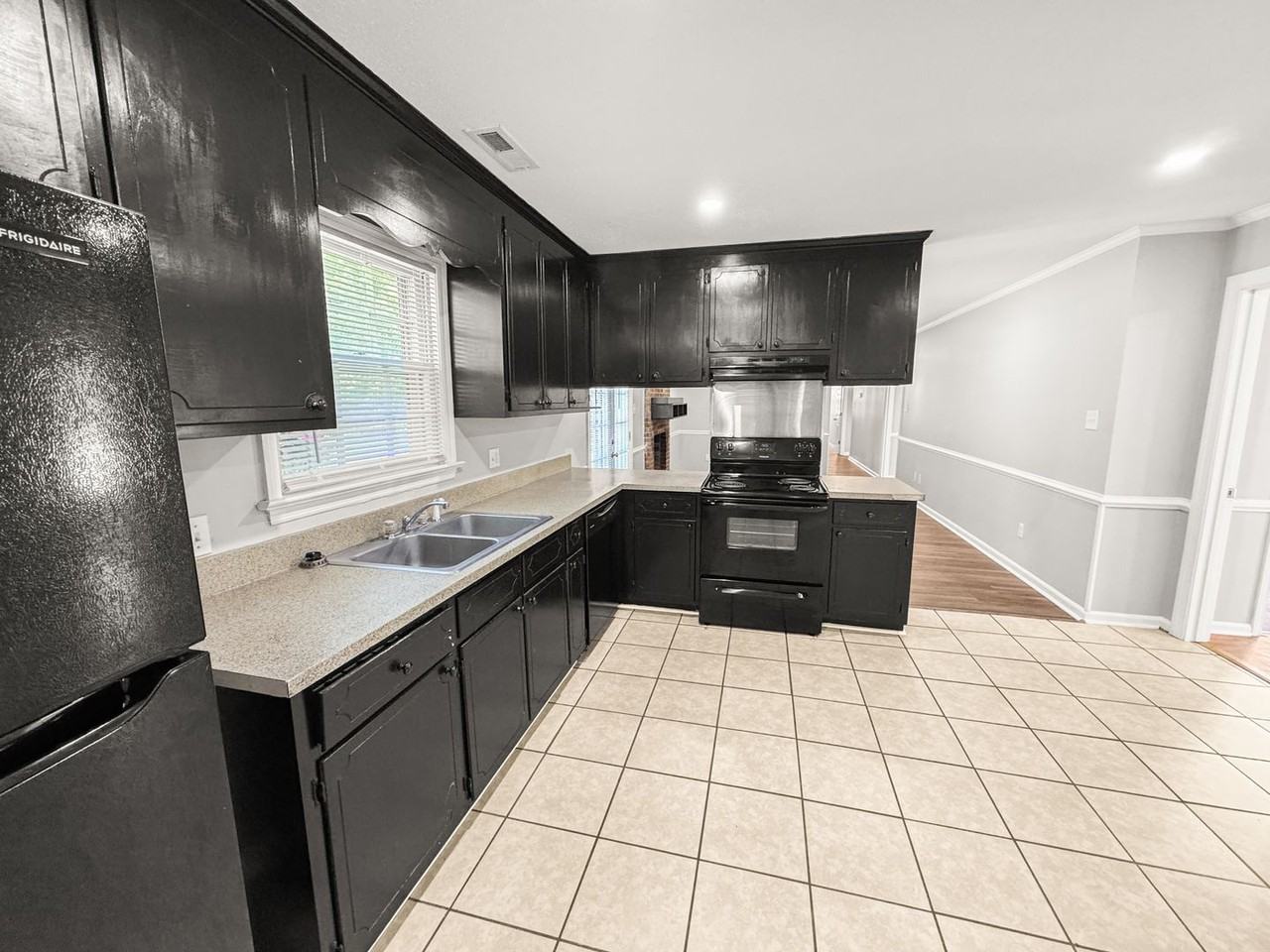 3001 Jason Dr - Photo 5 of 30