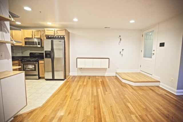2129 1st St Nw #1 - Photo 3 of 12