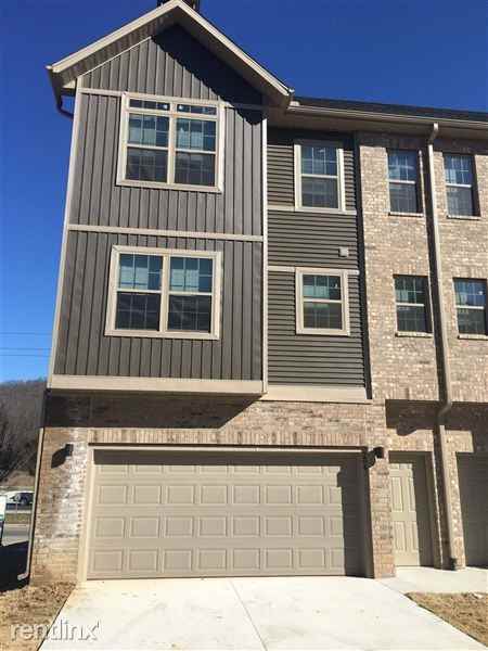 210 S Slopeside Dr - Photo 2 of 10