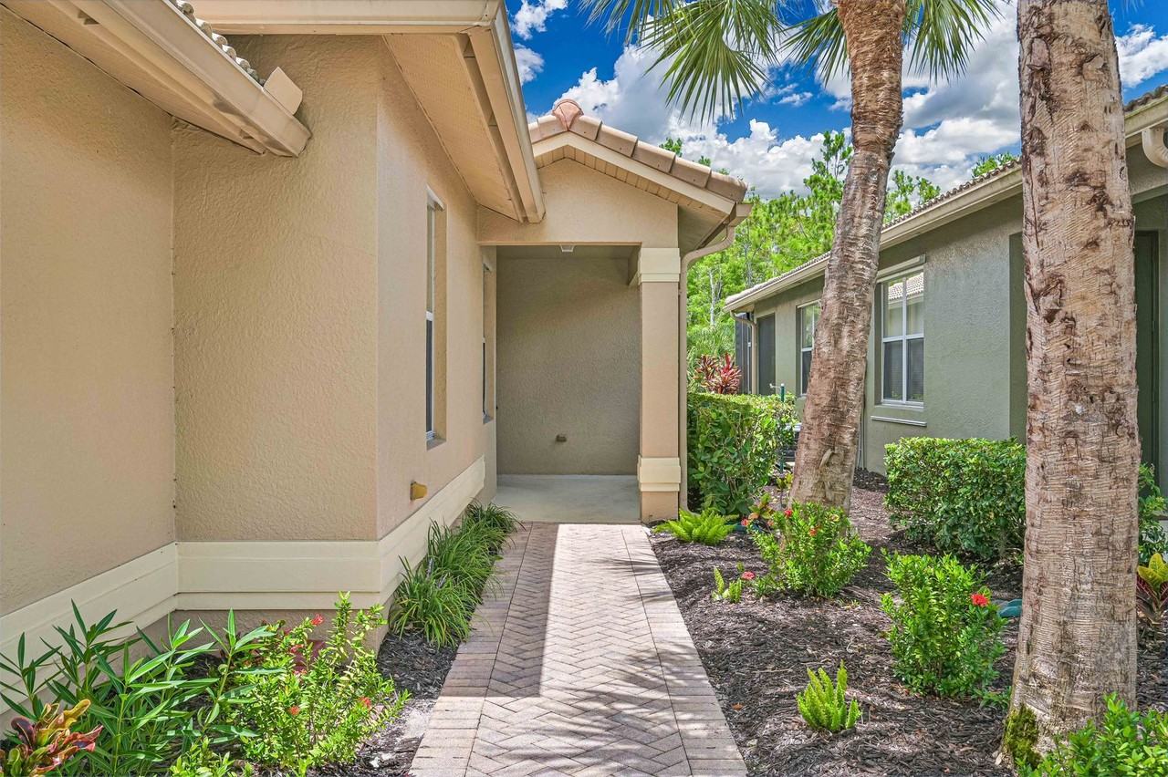 13679 Martone Ct - Photo 2 of 27