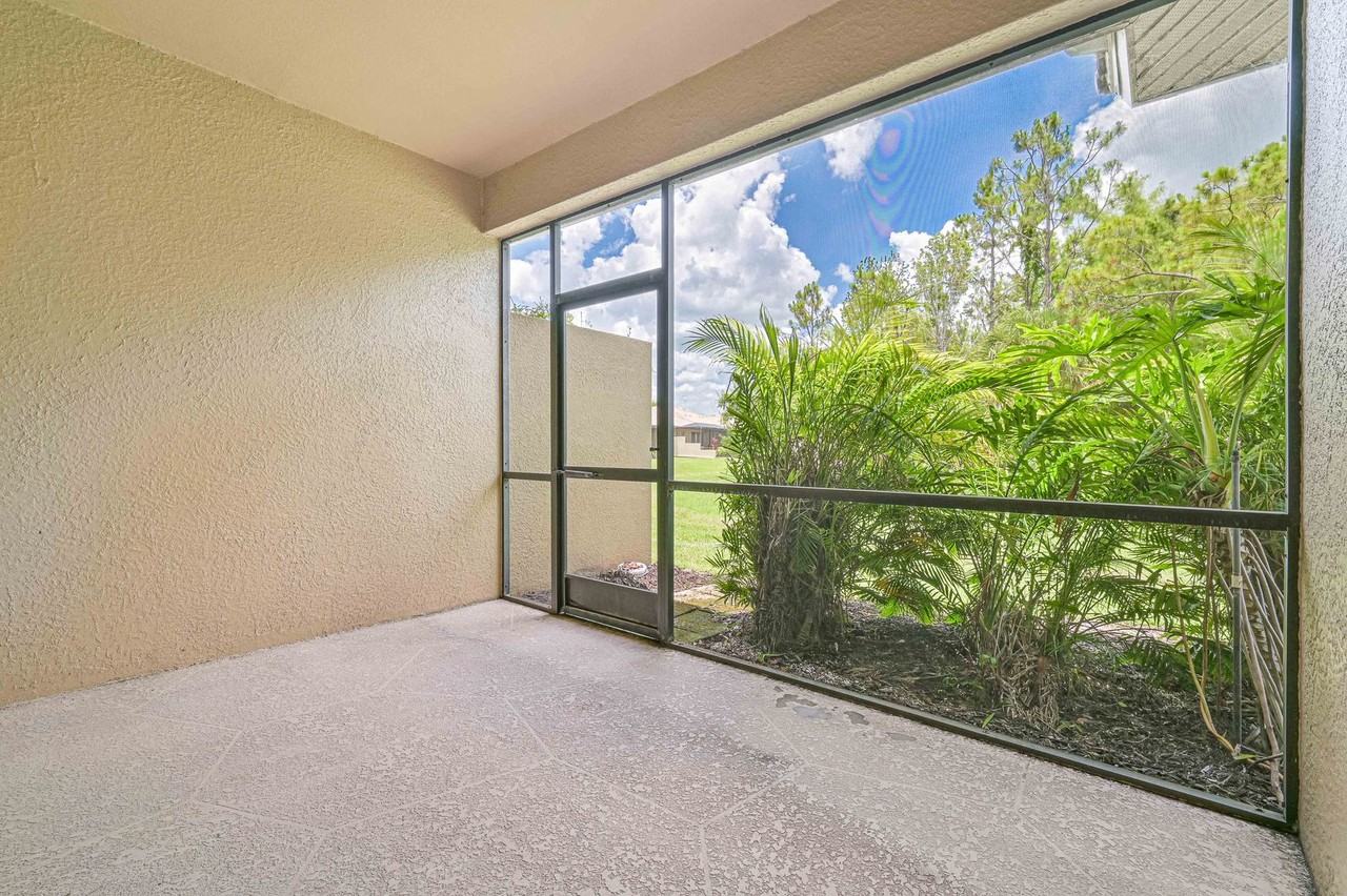 13679 Martone Ct - Photo 4 of 27