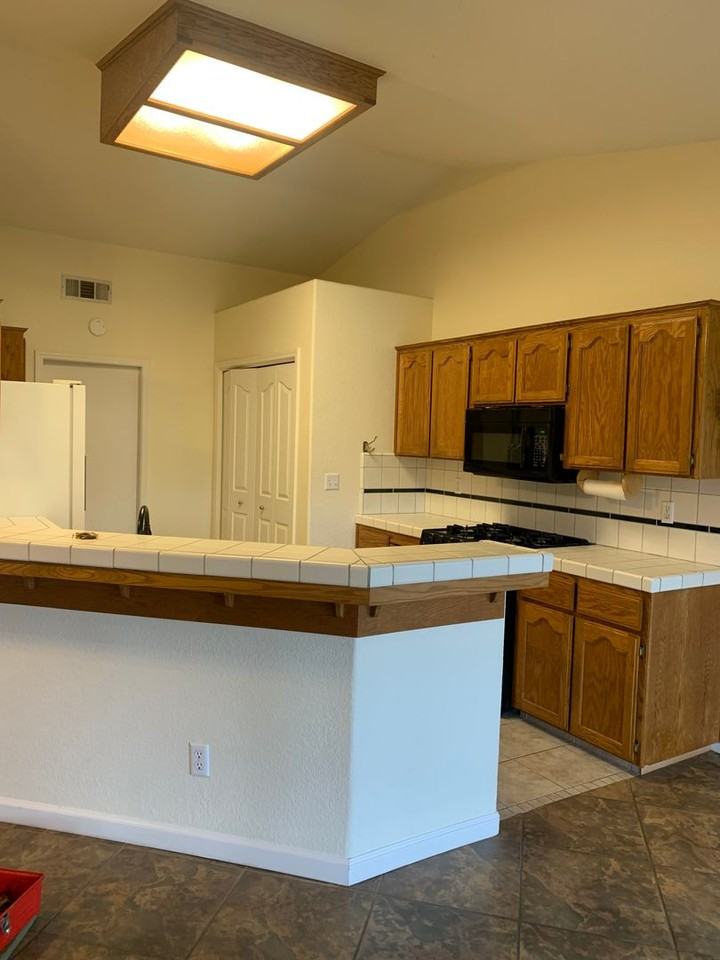 2430 Zion Way - Photo 6 of 13