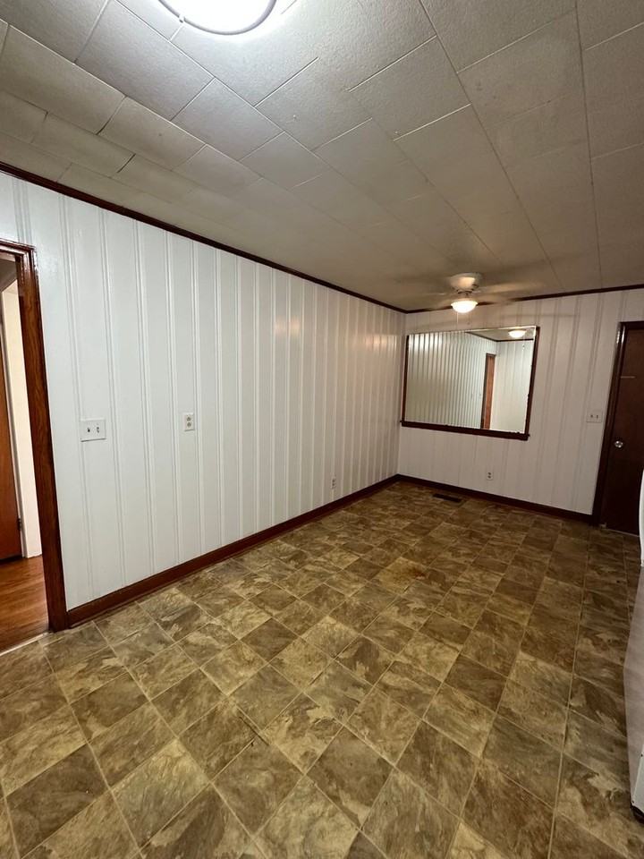 1408 Helen Ave - Photo 5 of 13