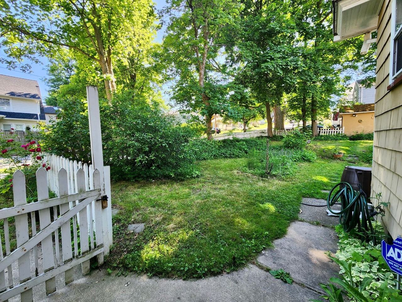 87 Falleson Rd - Photo 3 of 26