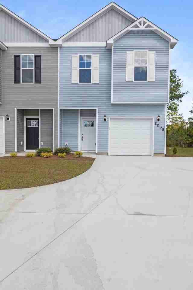 2035 Folkstone Woods Ln - Photo 2 of 27