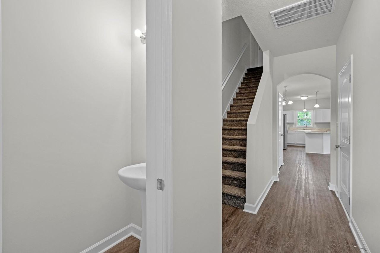 2035 Folkstone Woods Ln - Photo 5 of 27