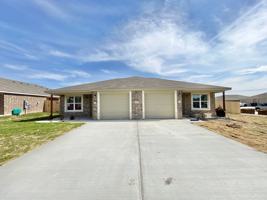 featured image of 1821 Castroville Trl