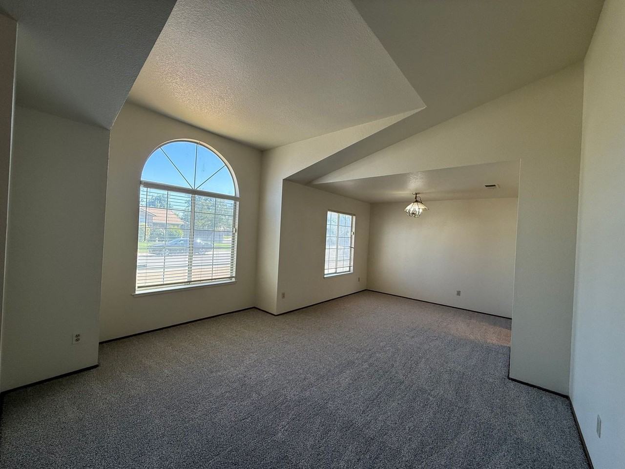 645 Coral Sun Ct #1719001001 - Photo 3 of 31