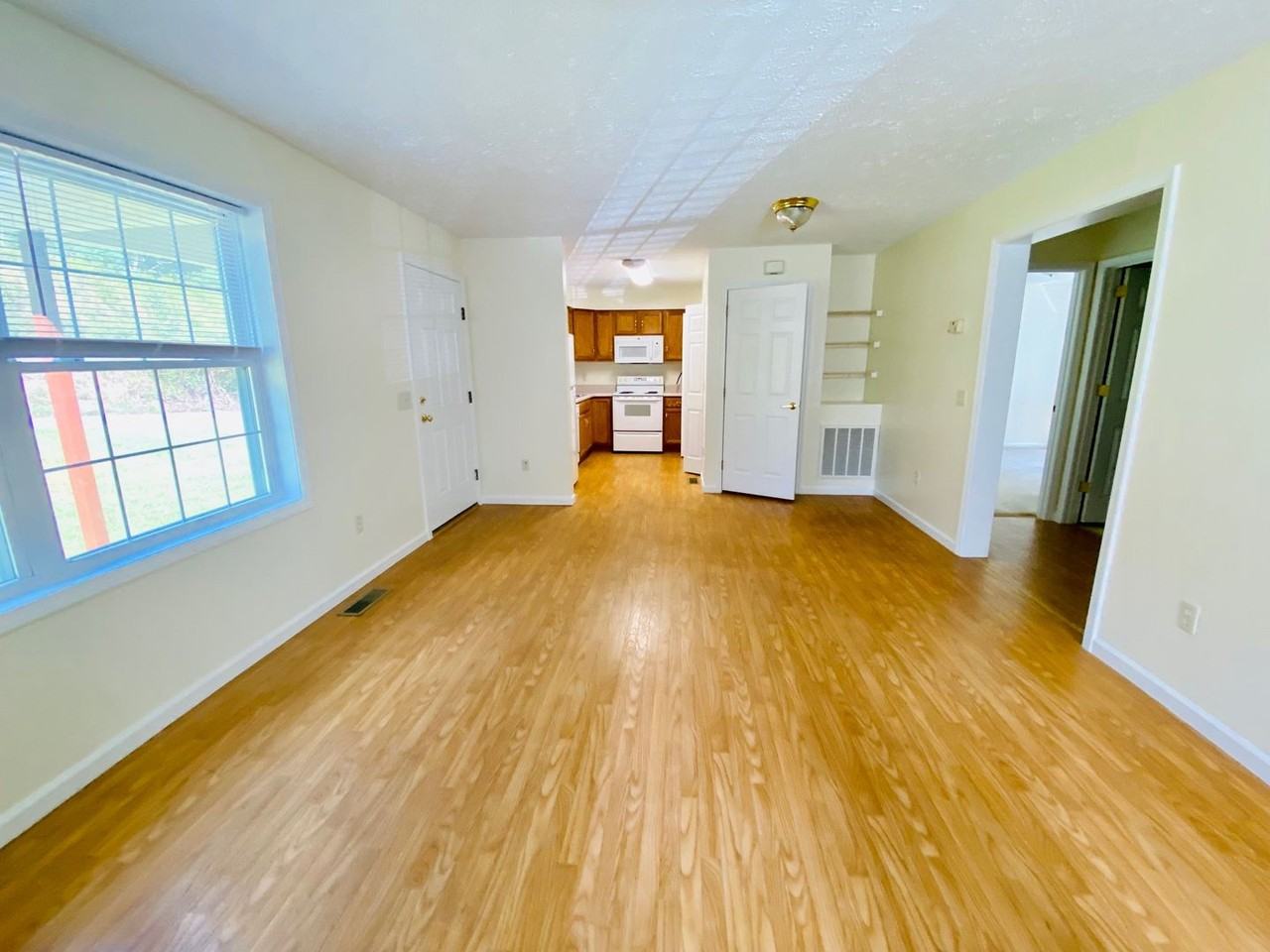 1348 Nc Highway 194 N - Photo 4 of 20