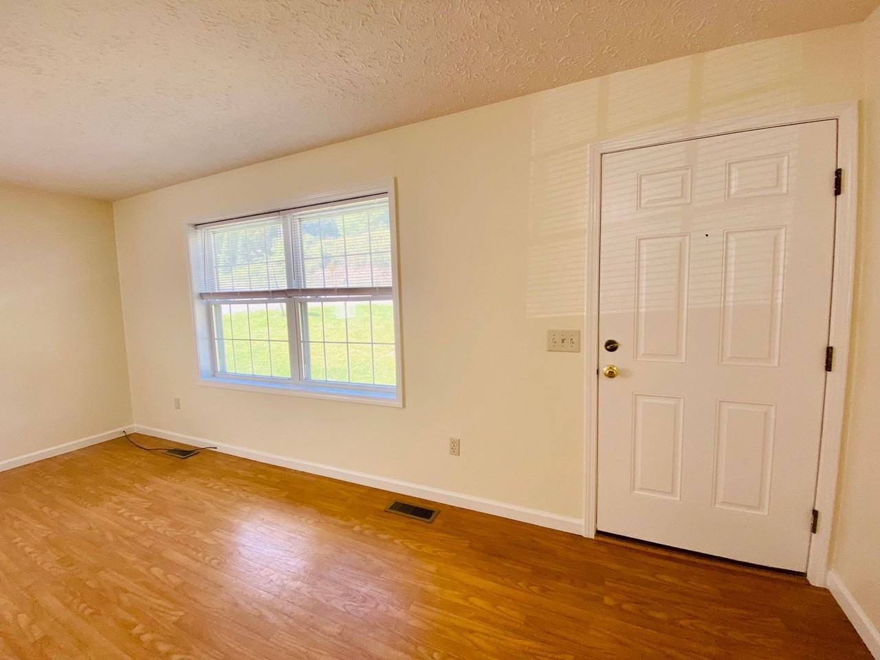 1348 Nc Highway 194 N - Photo 5 of 20