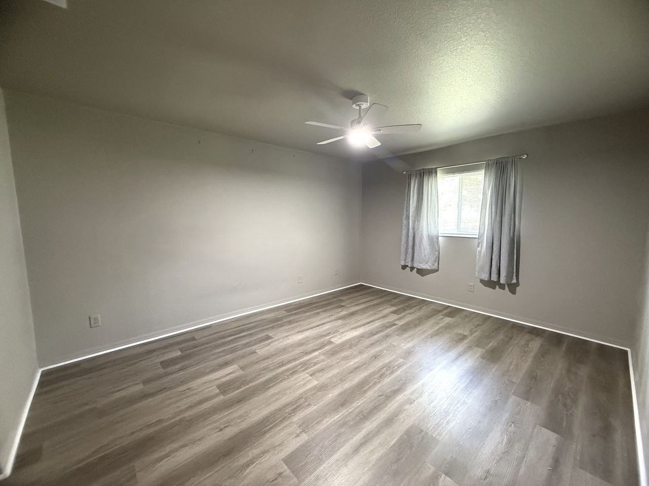 302 Nw 2nd Pl - Photo 7 of 24