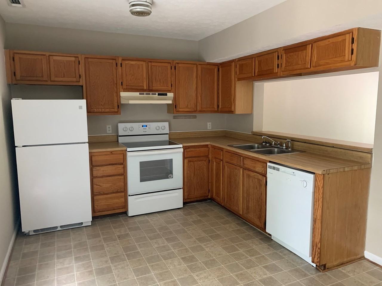 144 Montview Forest Dr - Photo 2 of 12