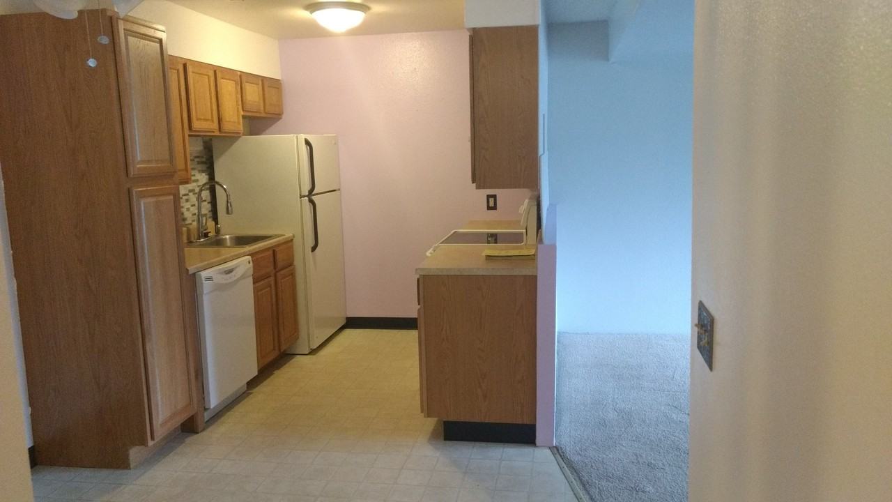 1612 Cottonwood Dr - Photo 6 of 19