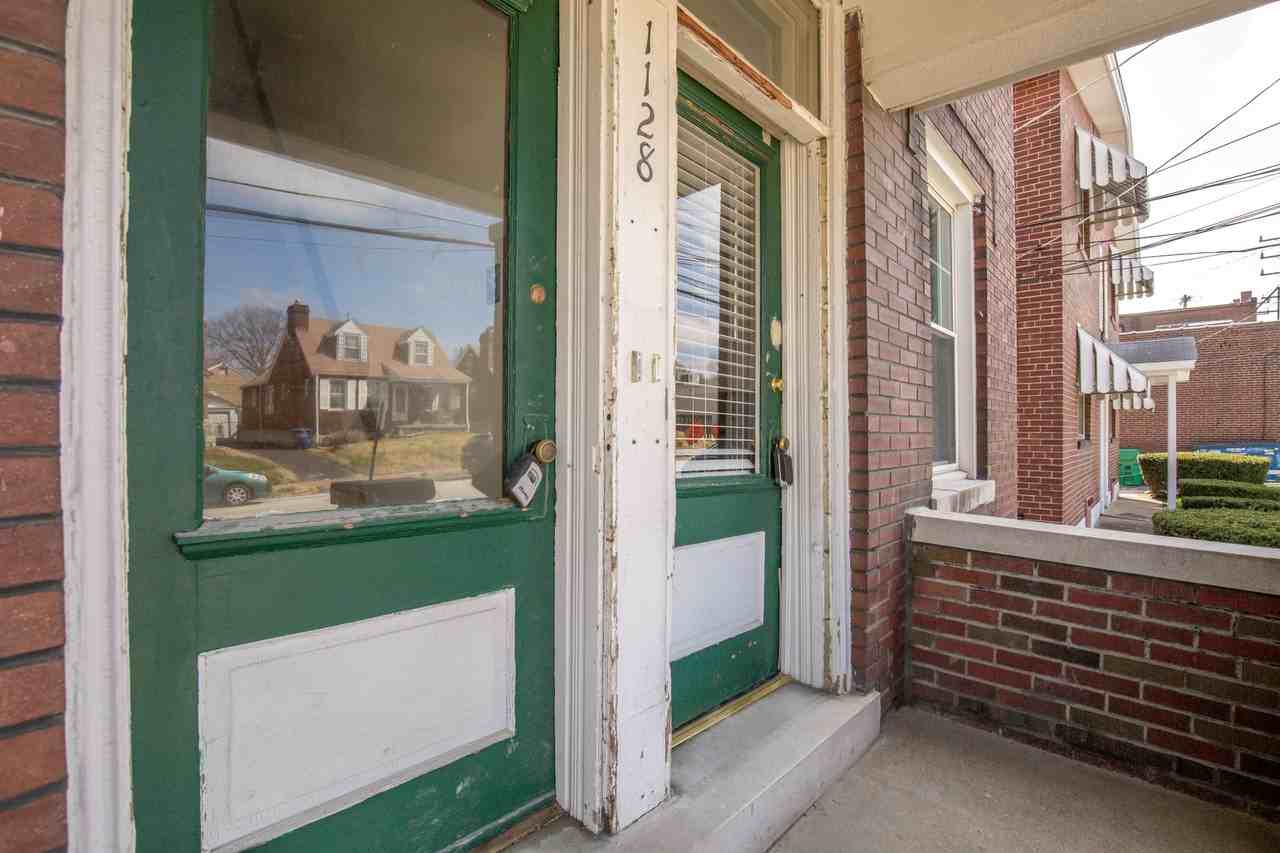 1126 Tamm Ave - Photo 2 of 28