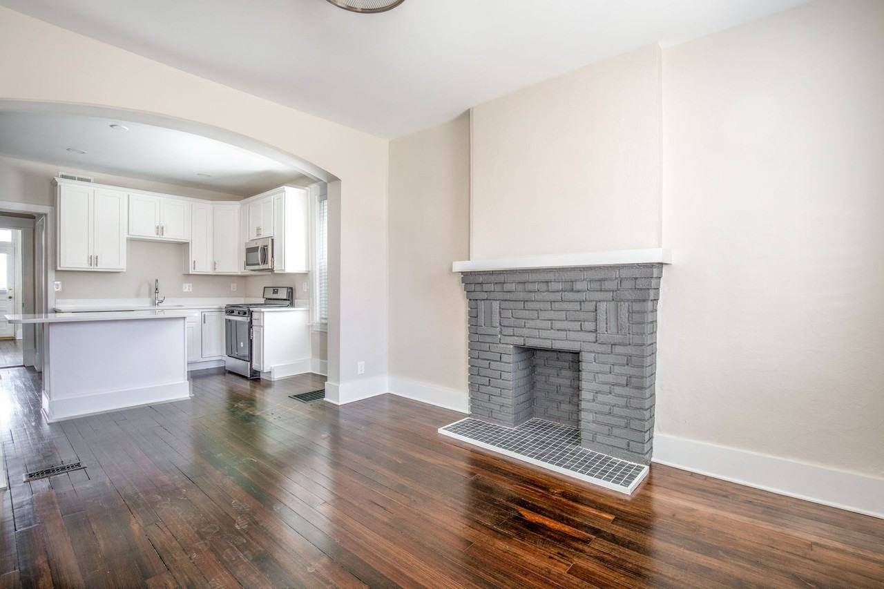 1126 Tamm Ave - Photo 3 of 28