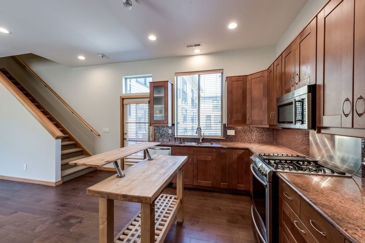 5127 S Corbett Ave - Photo 5 of 27