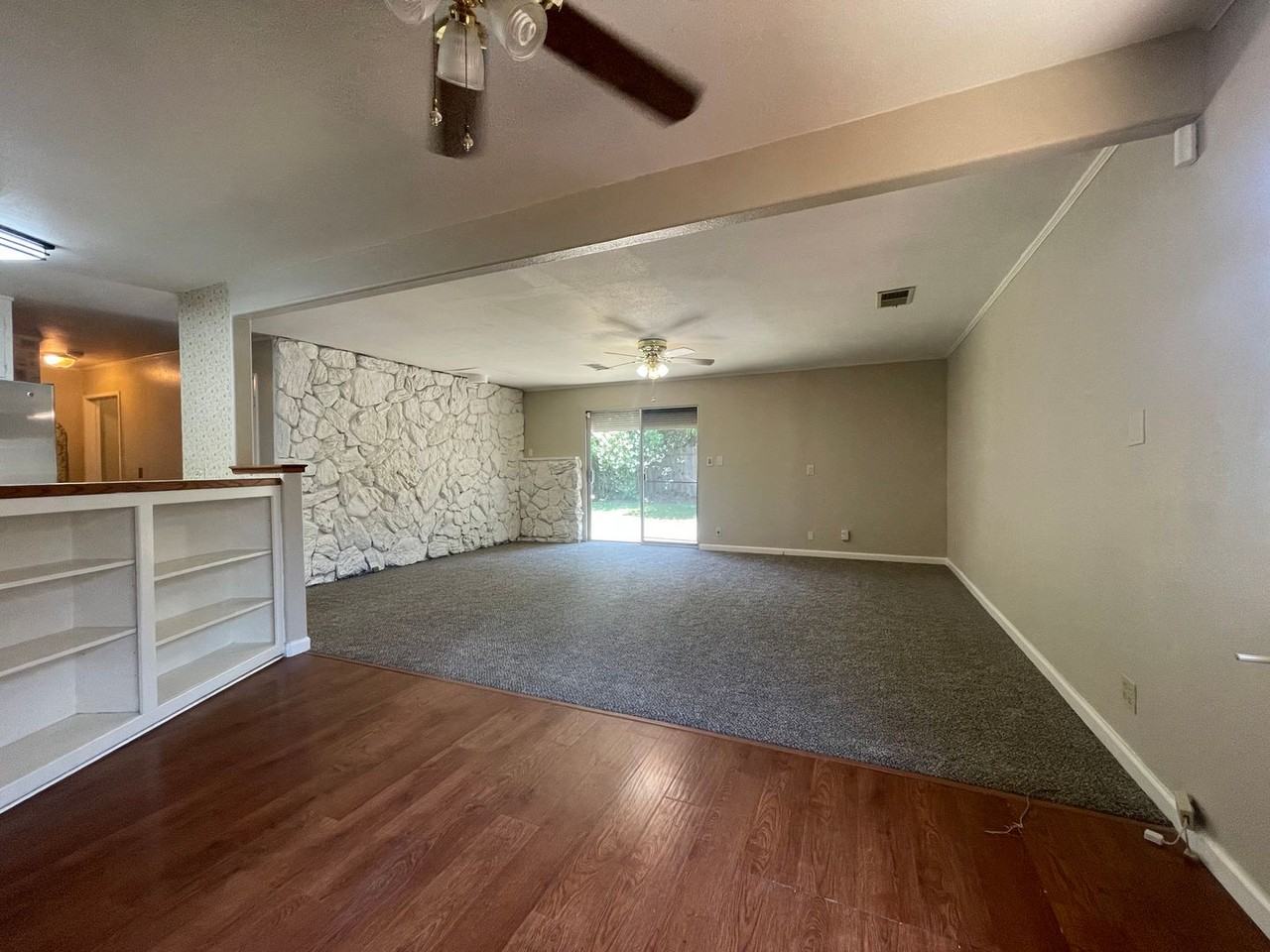 1884 Southwood Drive - Photo 6 of 34