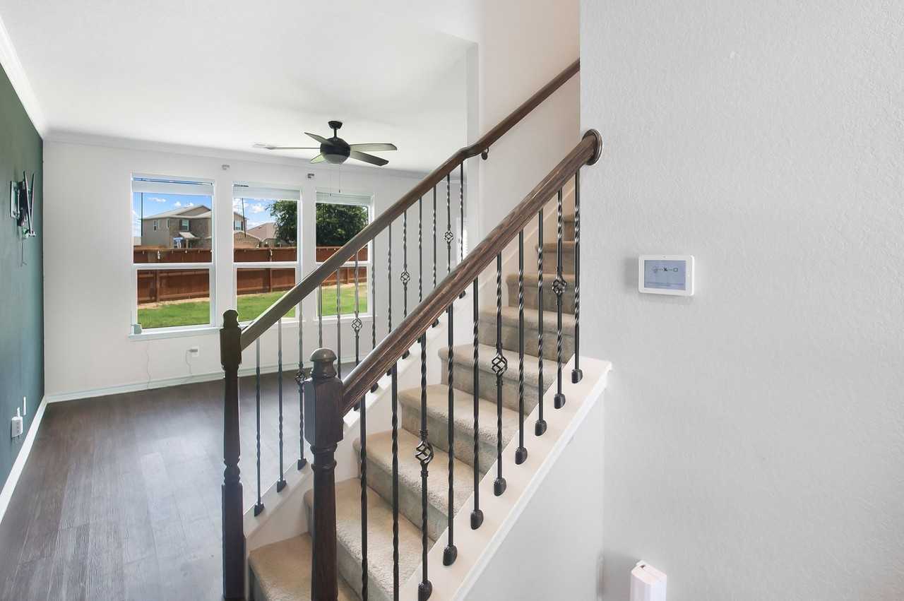 6811 Beltran Pass - Photo 6 of 26