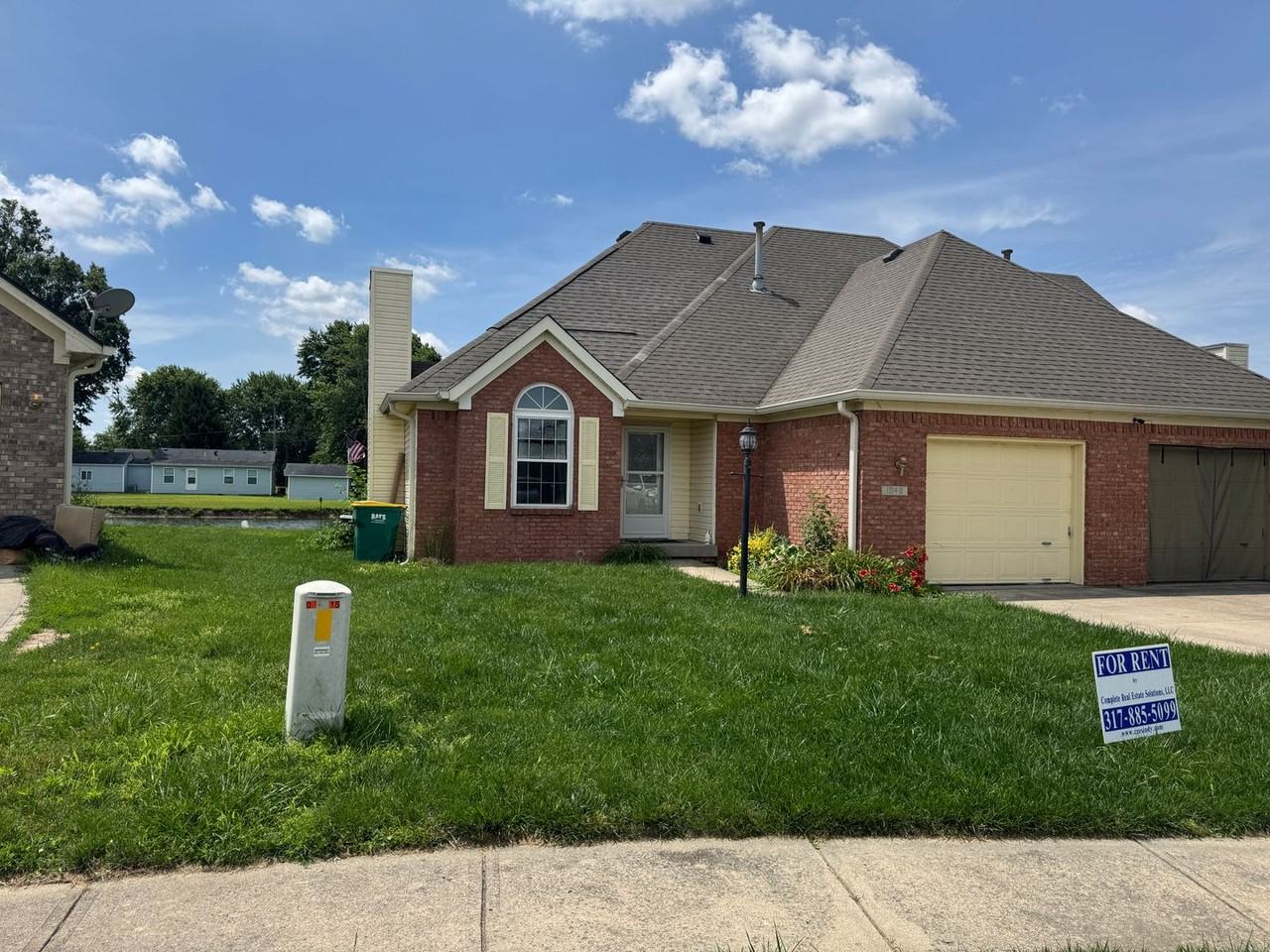 1049 Mustang Ct - Photo 3 of 29