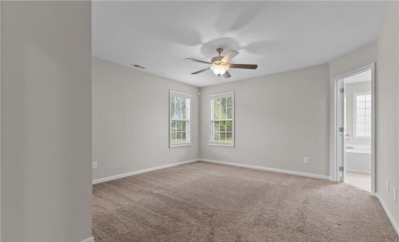 1595 Rossmore Dr - Photo 5 of 26