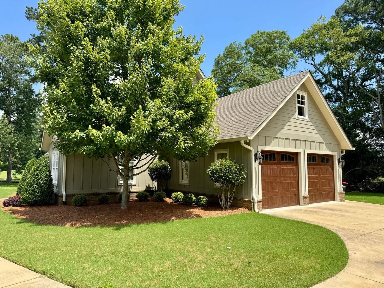 116 Hollywood Rd - Photo 2 of 12