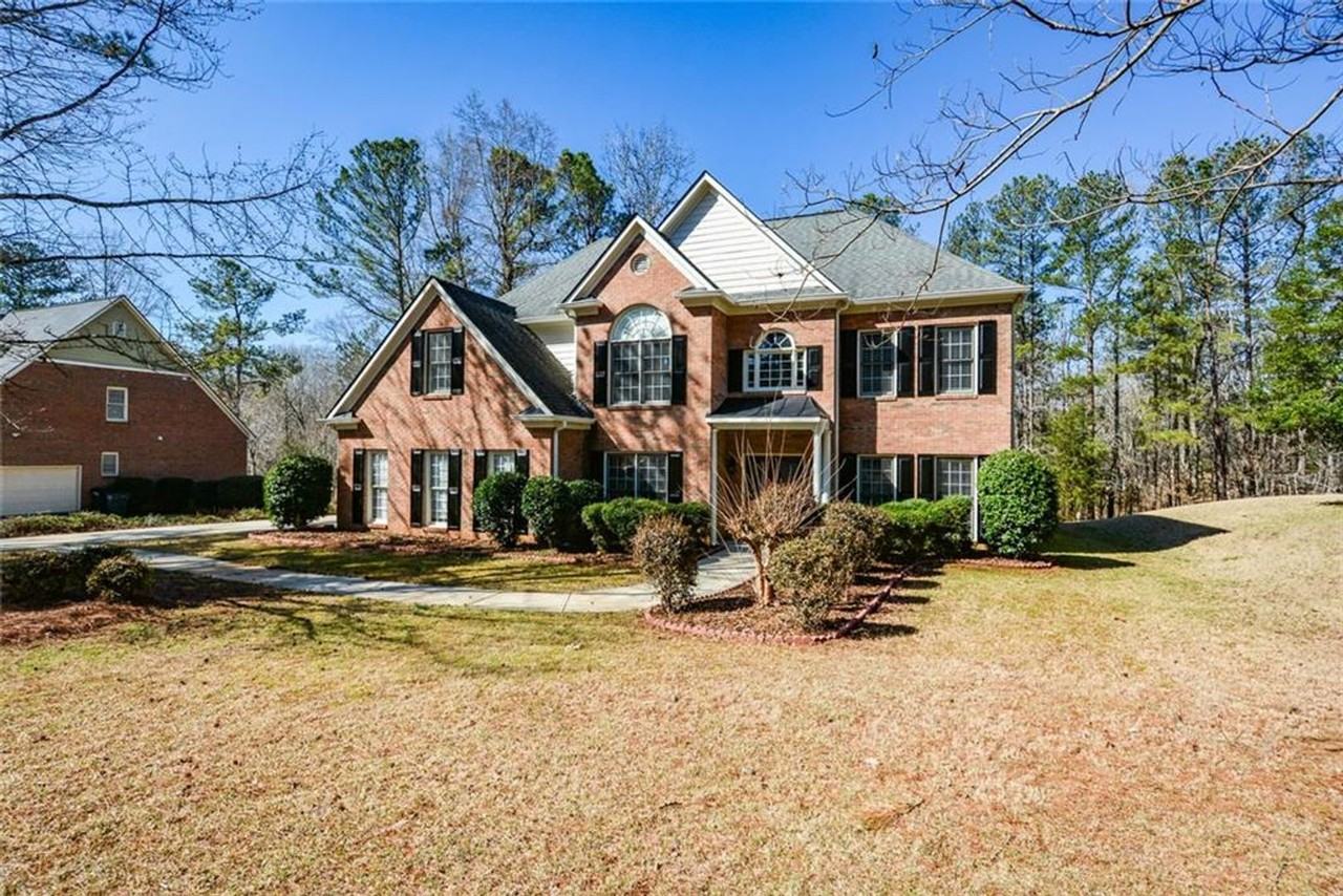 305 Collegiate Dr - Photo 2 of 50