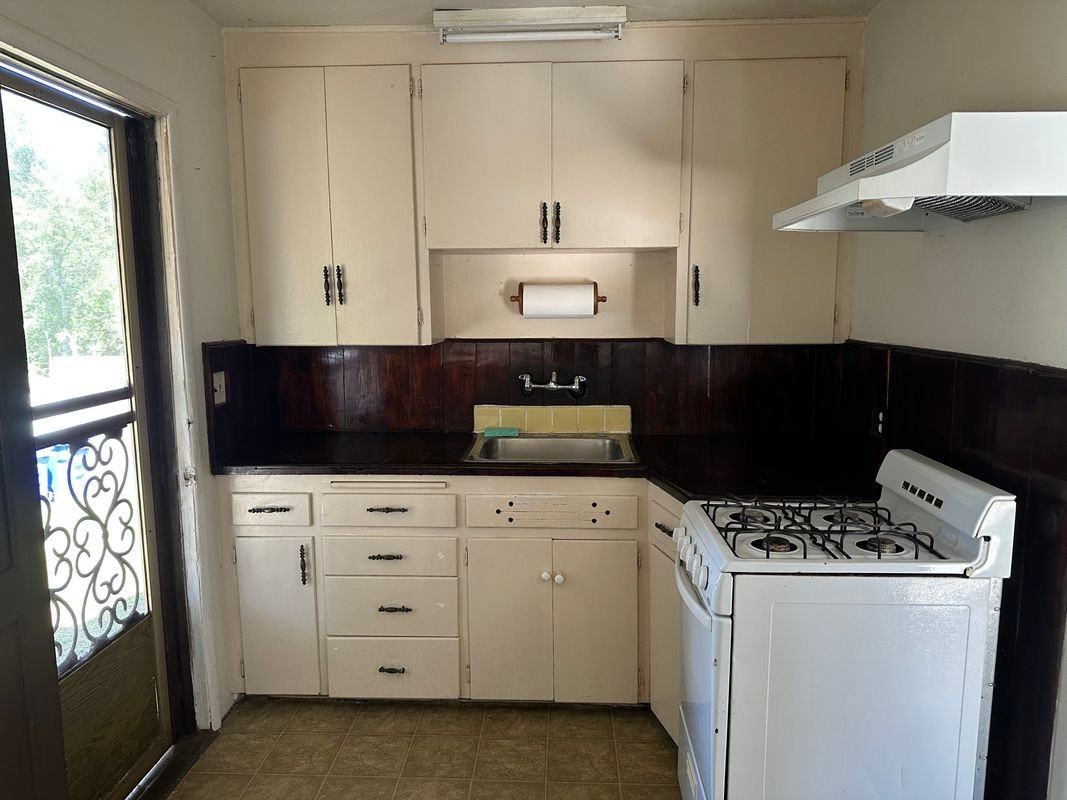 2941 E Vista Way - Photo 3 of 8