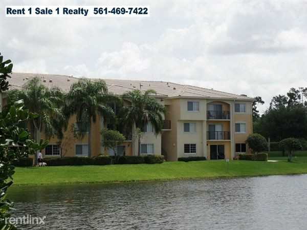 Grandview At Crestwood (Condos) - Photo 2 of 7