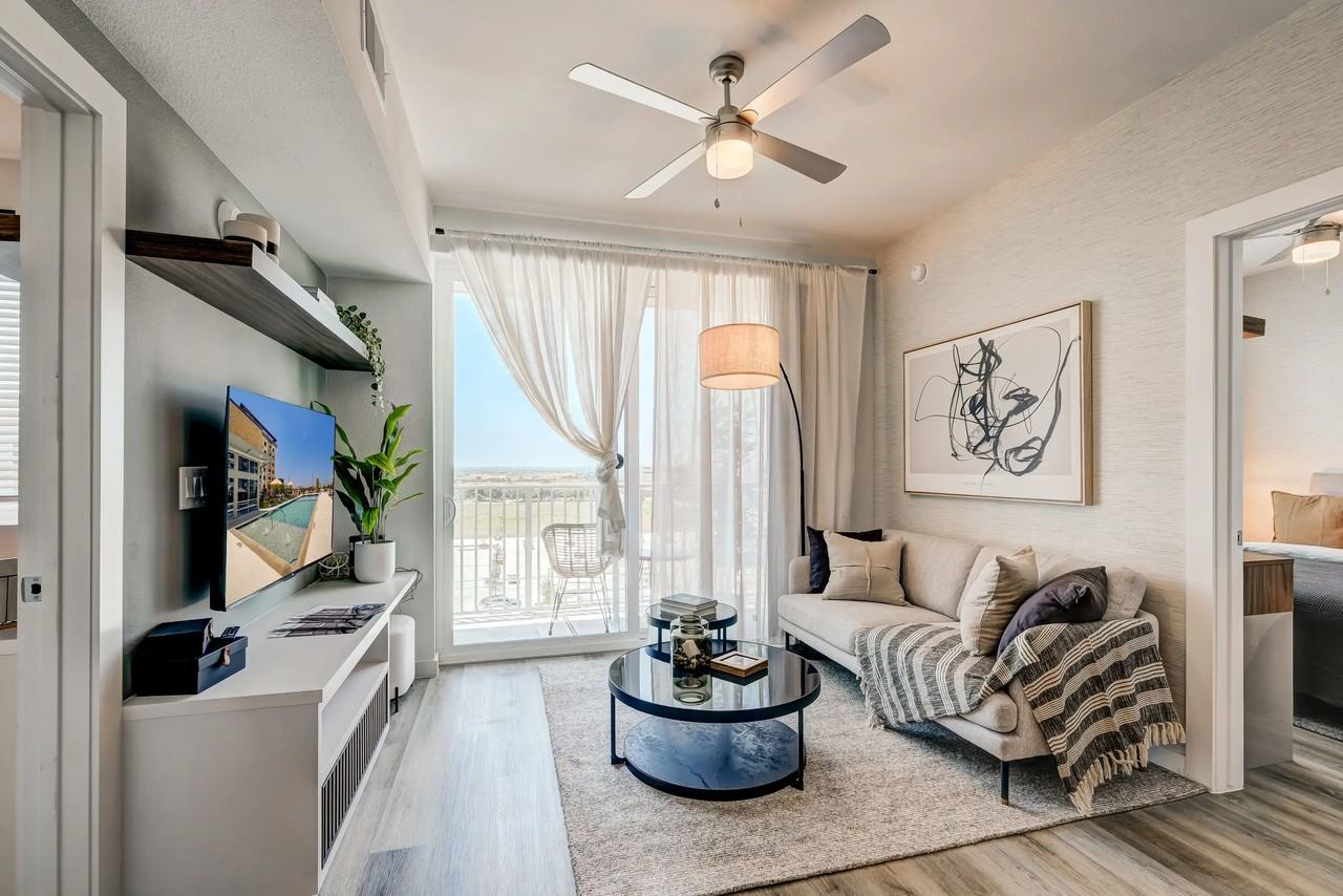 3130 Heritage Trail - Photo 2 of 6