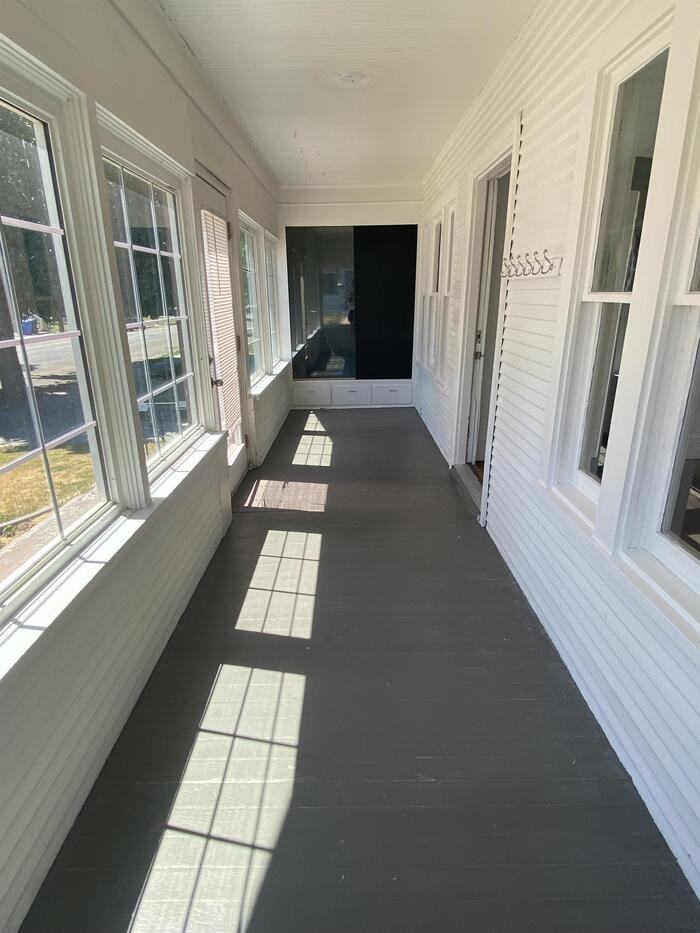 1256 E Clark St - Photo 3 of 17