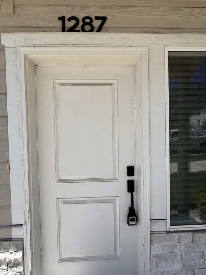 1287 S 1050 E #1 - Photo 3 of 20