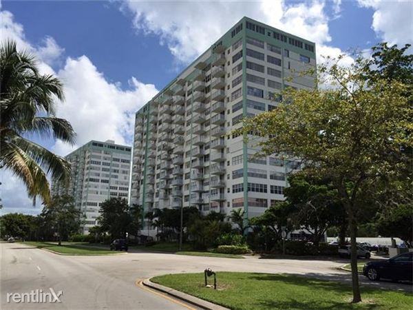 2100 Sans Souci Blvd - Photo 2 of 7