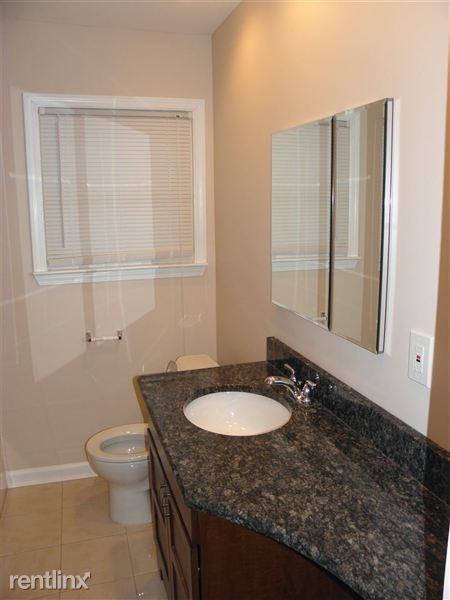 17269 Redwood Ct - Photo 3 of 15