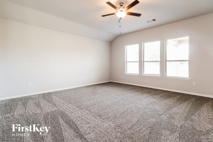 14715 Country Club Dr - Photo 3 of 15