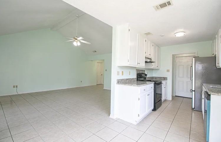 2093 Crane Rdg #NA - Photo 3 of 9